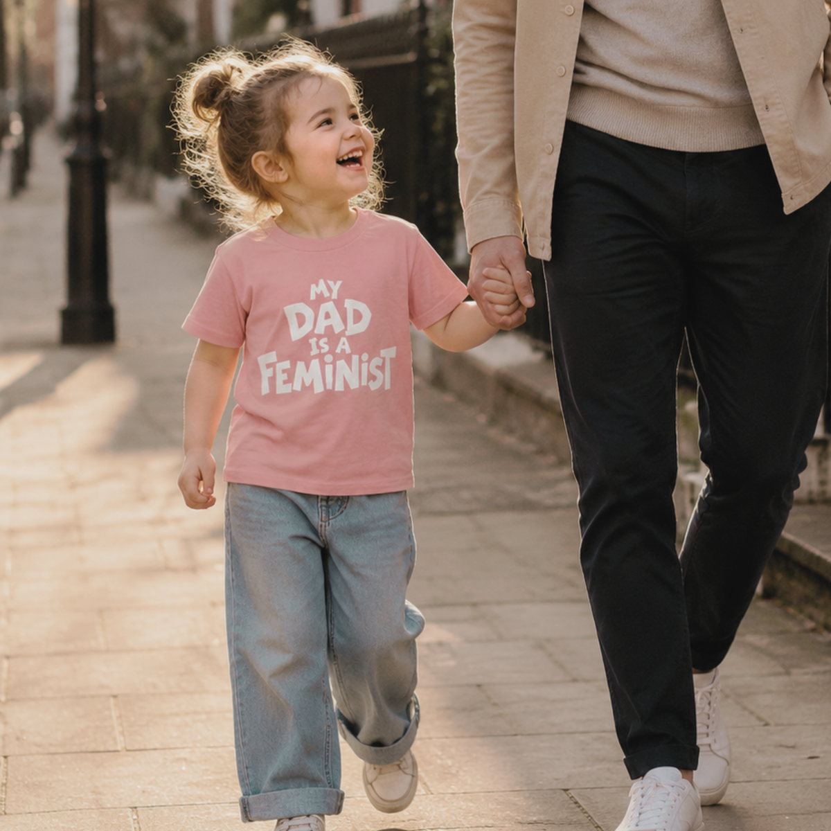 "MY DAD IS A FEMINIST"  KIDS ORGANIC SHIRT